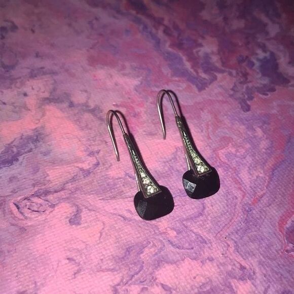 Vintage Monet Drop Earrings - Picture 2 of 5